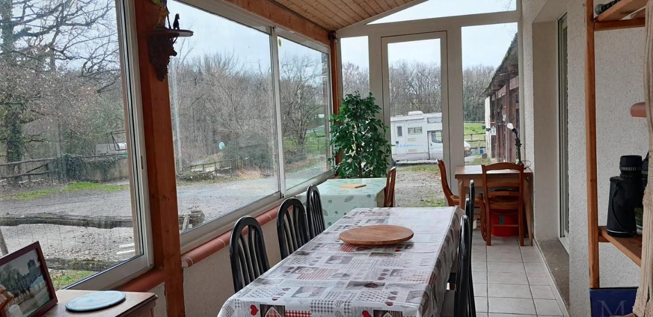 Ferme Equestre Des Abrons Villa Pailloles Exteriör bild